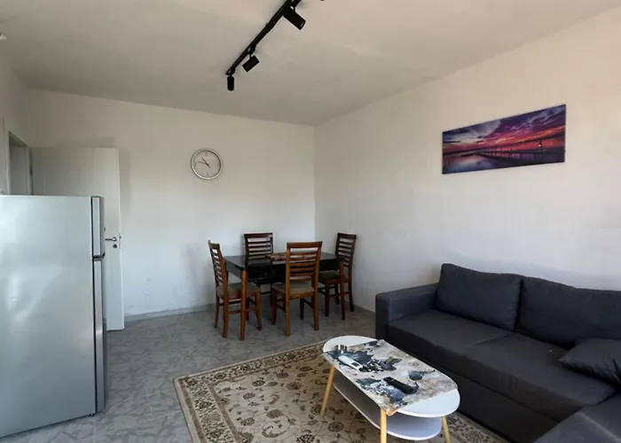 Jurgens Apartment