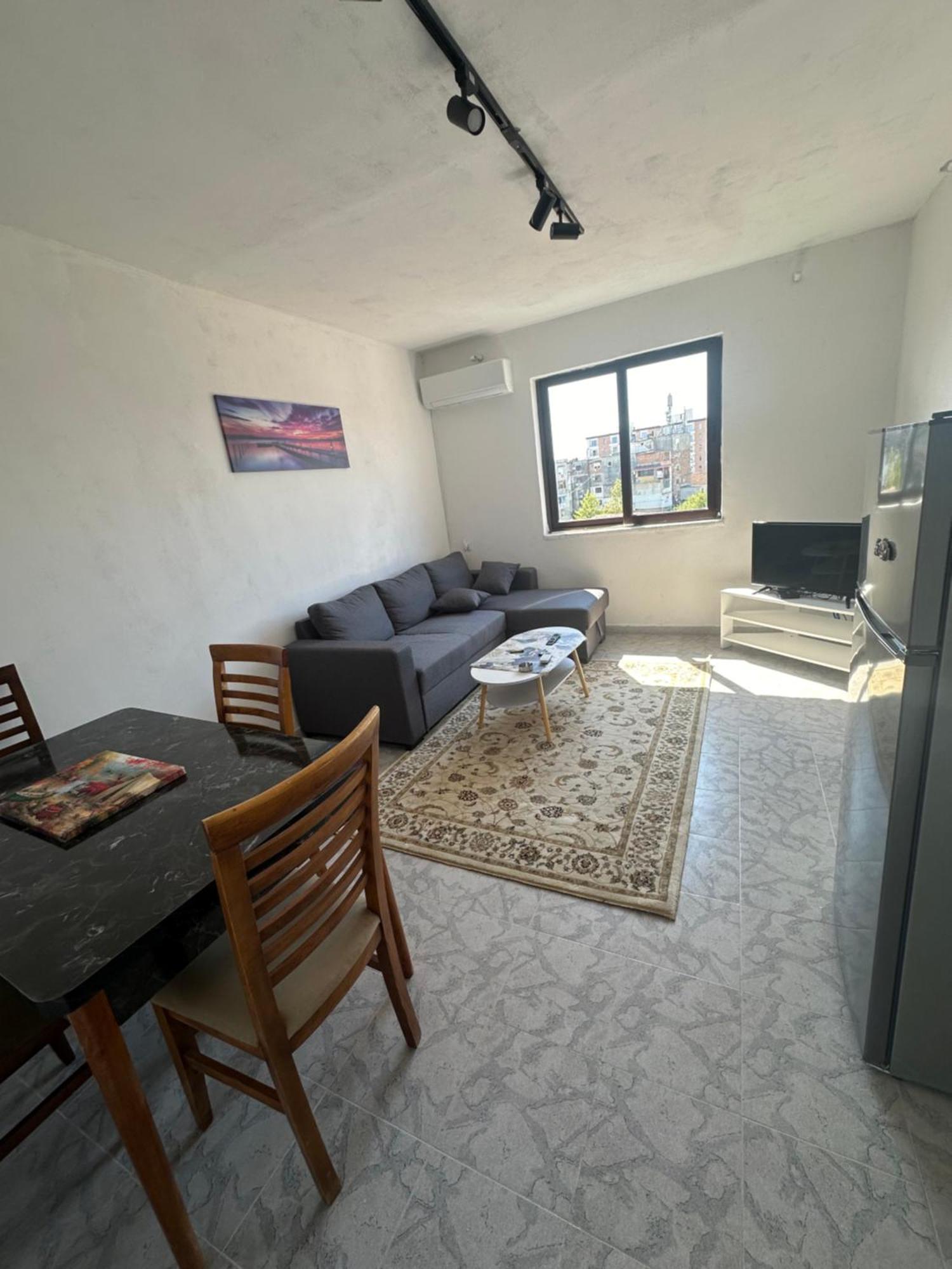 Jurgens Apartment