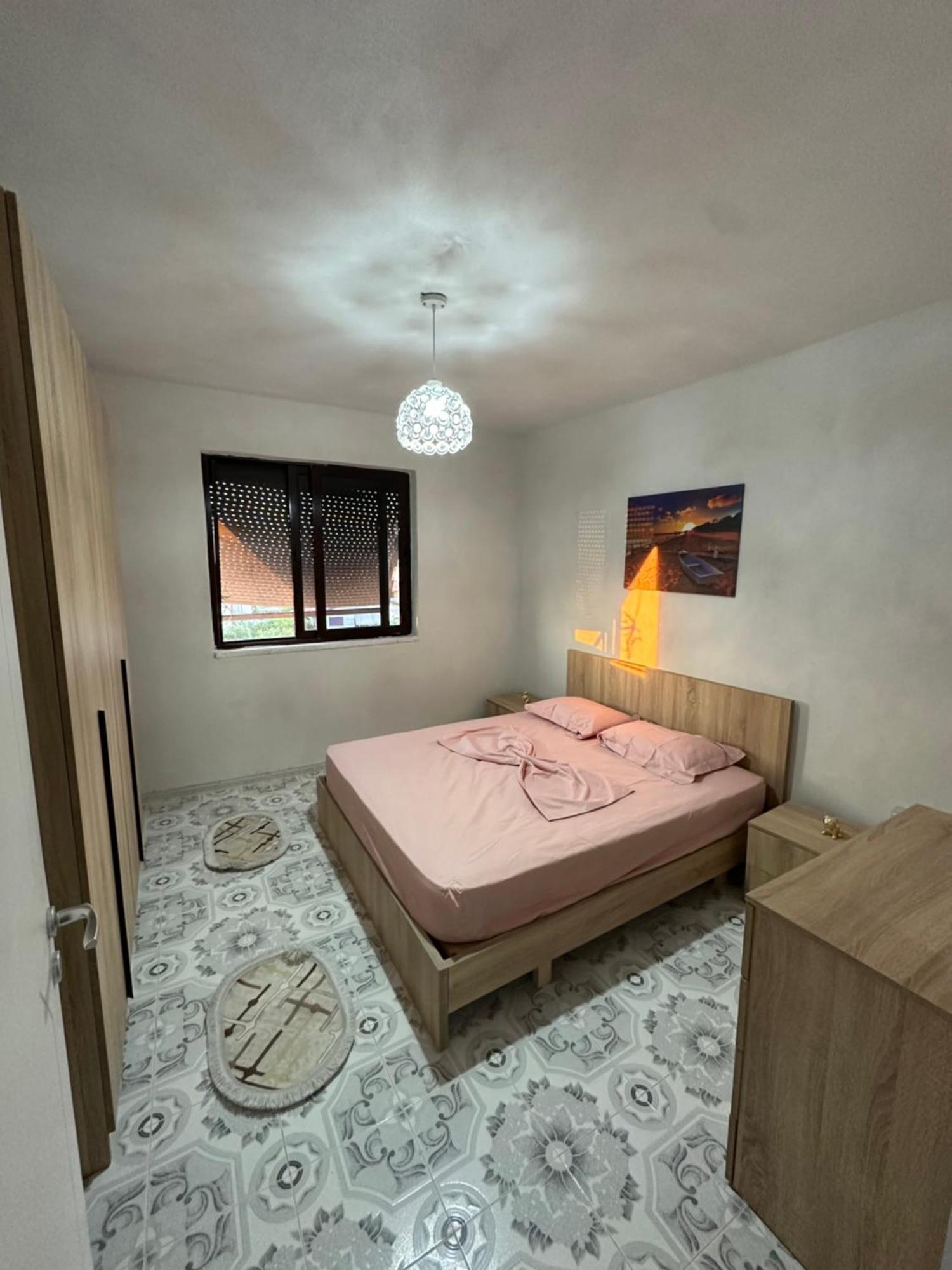Jurgens Apartment Shkoder